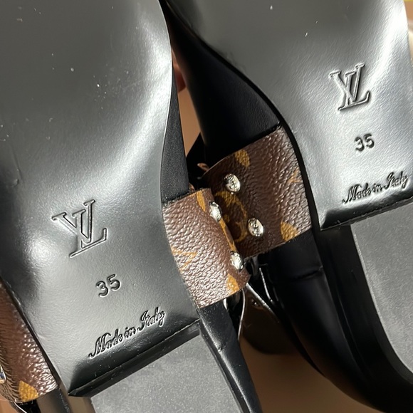 Authentic new flat Louis Vuitton rhapsody ankle boots size 35. - Picture 9 of 16